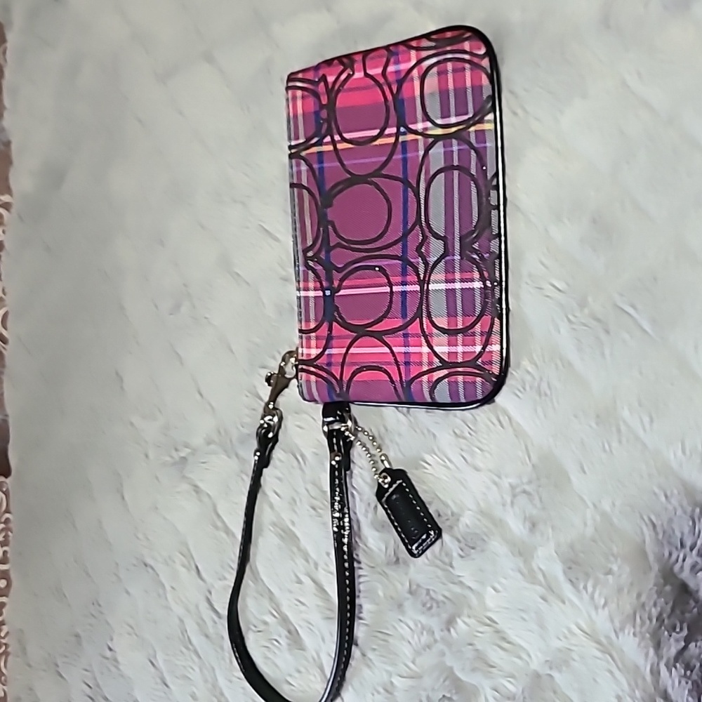 Coach poppy wristlet